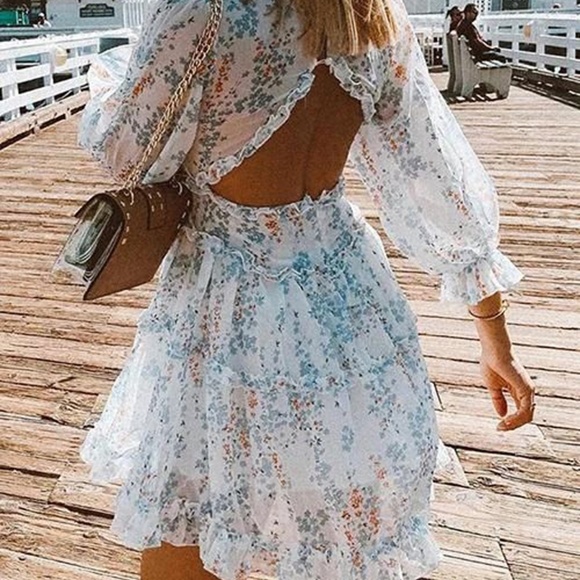 boho floral White V neck open back ruffle dress - Picture 9 of 11